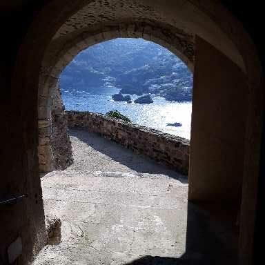 Večne zelený ostrov Ischia so sopkou Monte Epomeo a návšteva ostrova Procida – polpenzia 034