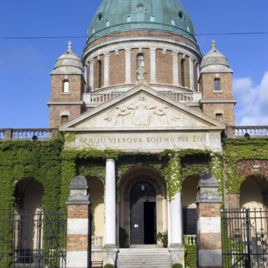 Smaragdové Plitvice a večerný Záhreb 074