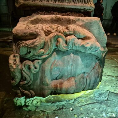 Istanbul bez hraníc: Orient v premiérovom štýle 078