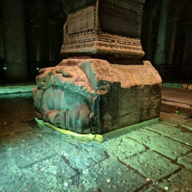 Istanbul bez hraníc: Orient v premiérovom štýle 098