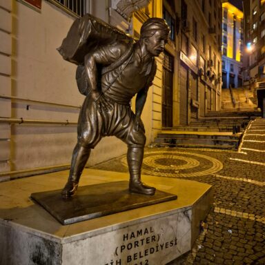 Istanbul bez hraníc: Orient v premiérovom štýle 035