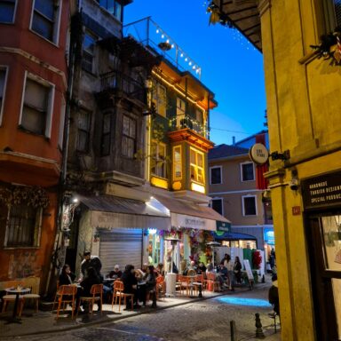 Istanbul bez hraníc: Orient v premiérovom štýle 015