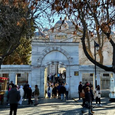 Istanbul bez hraníc: Orient v premiérovom štýle 007