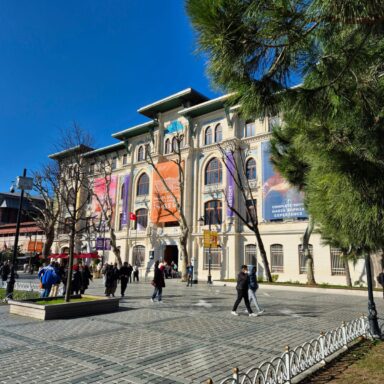 Istanbul bez hraníc: Orient v premiérovom štýle 012