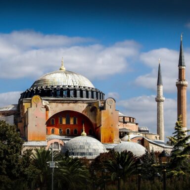 Istanbul bez hraníc: Orient v premiérovom štýle 060