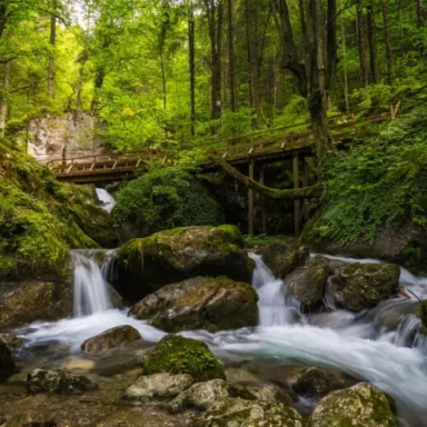 Vodopády Myrafälle a divoká tiesňava Steinwandklamm 017